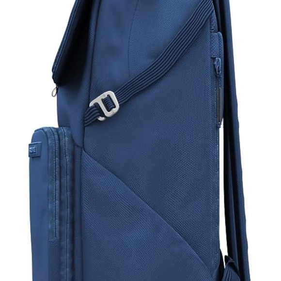 BREVITE - The Runner - Compact Camera Backpacks for Photographers  NWOT - Picture 9 of 14